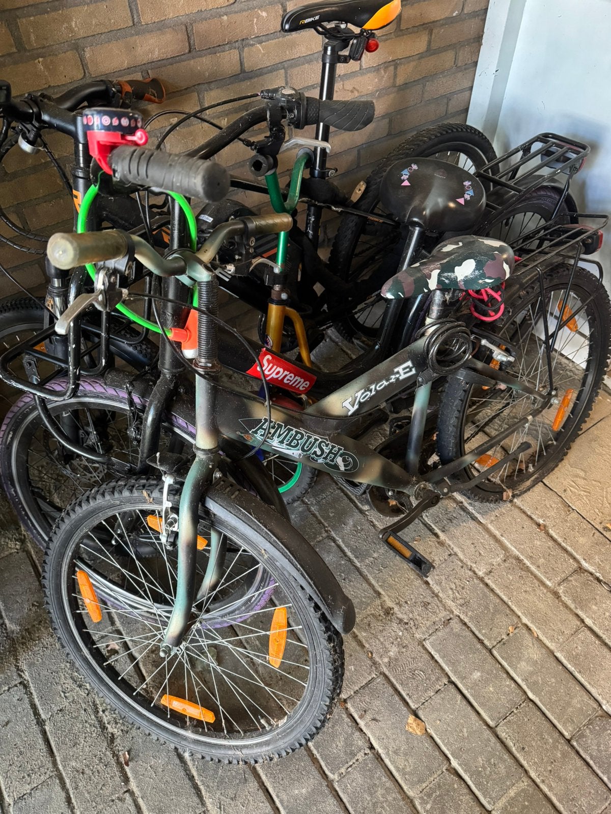 2 kinderfietsen, Ophalen, Zo goed als nieuw