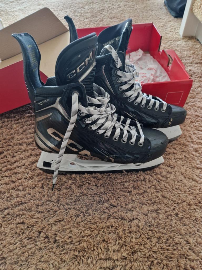 Ccm ijshockey schaatsen mt 9(43) xf pro, Ophalen of Verzenden, Gebruikt, Schaatsen