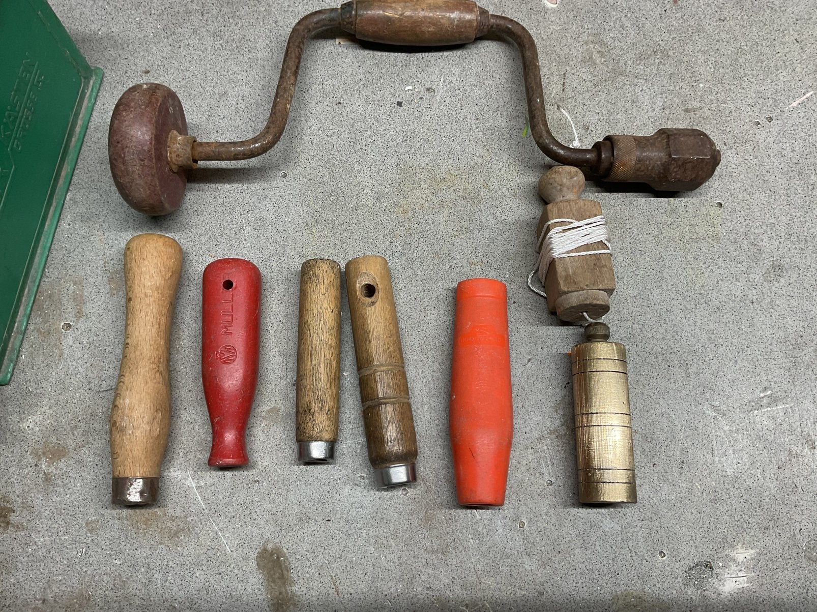 Handgereedschap, Ophalen