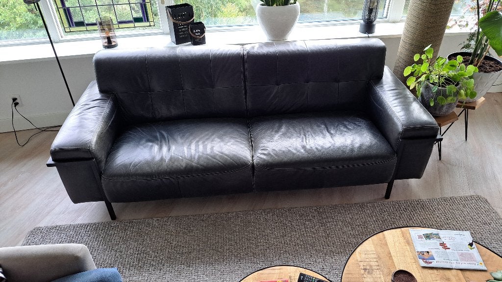 !!!  GRATIS !!! LEREN ZWARTE BANK, Huis en Inrichting, Ophalen, Gebruikt, Driepersoons, Rechte bank