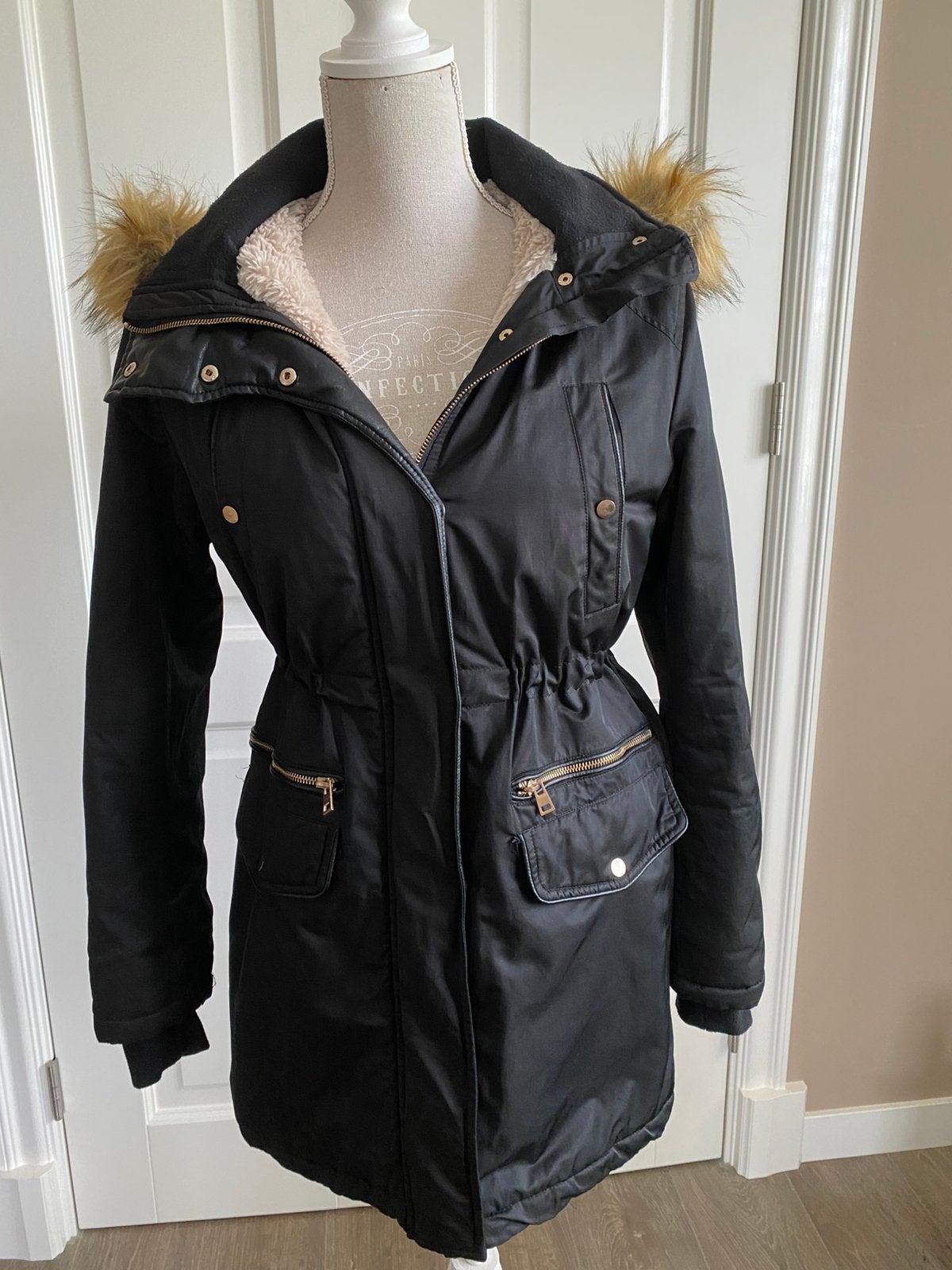 Dames winterjas jas zwart maat 38 M van CISSY&CO, Maat 38/40 (M), Ophalen of Verzenden, Zo goed als nieuw, Zwart