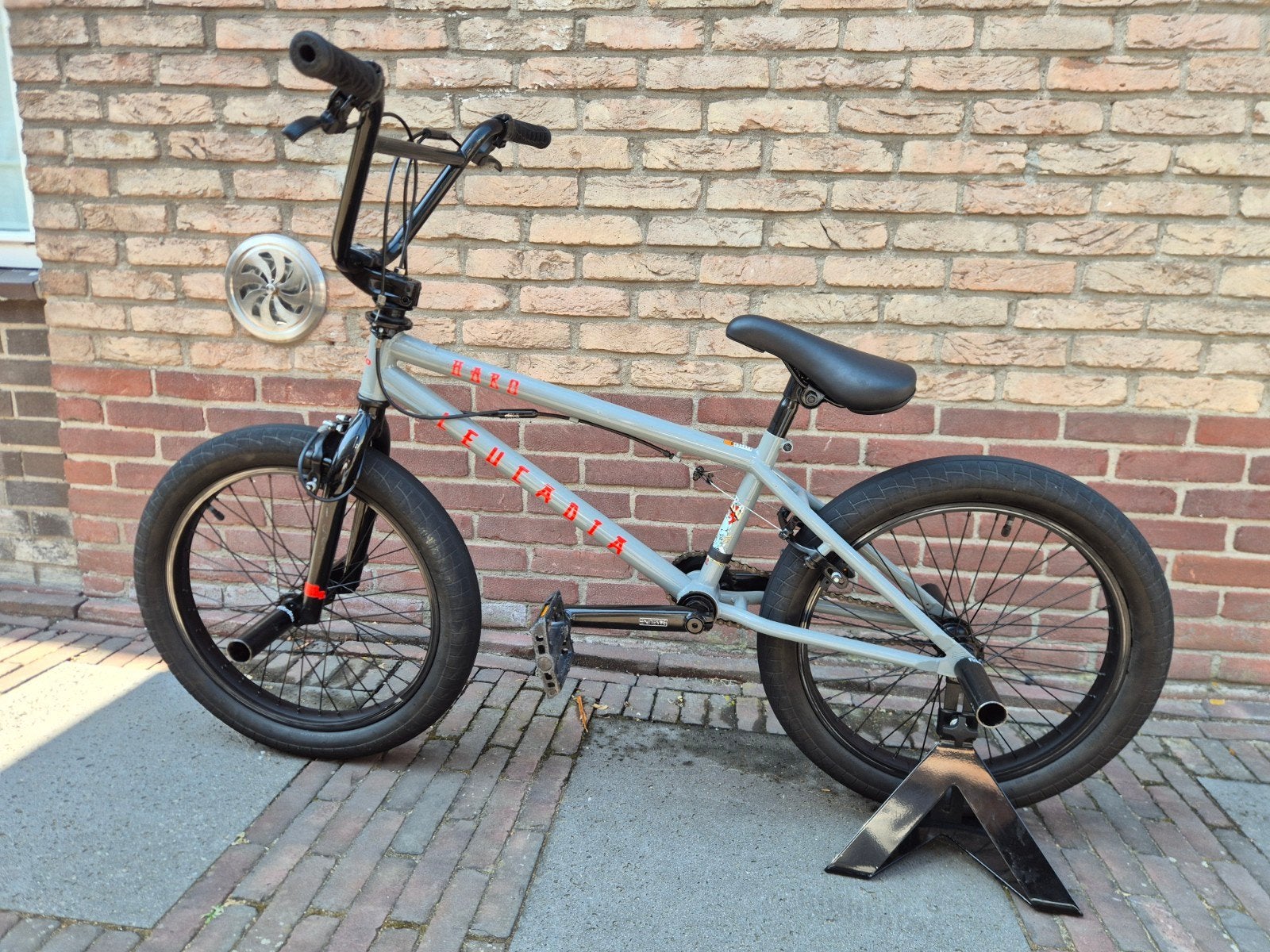 Haro Leucadia, bmx, crossfiets, stuntfiets, pumptrack, Fietsen en Brommers, Fietsen | Crossfietsen en BMX, Ophalen, Staal, Velgrem