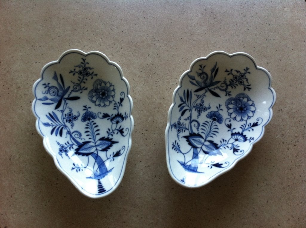 Twee schelpvormige  bonbonschaaltjes van Schönau & Co., Ophalen of Verzenden
