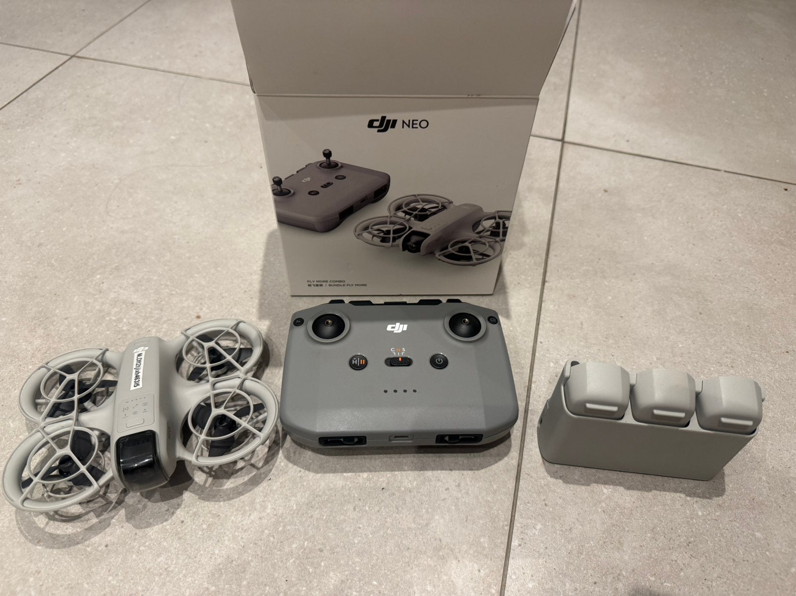 Dji Neo compleet Fly More combo, Ophalen of Verzenden, Zo goed als nieuw