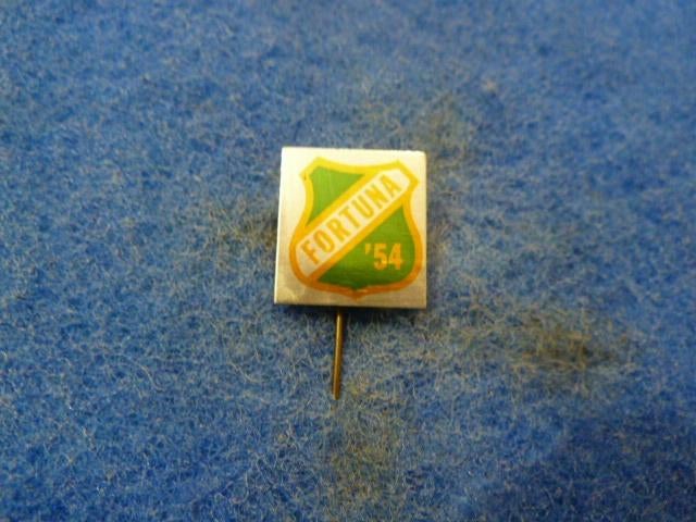 Speldje Fortuna '54, Verzamelen, Speldjes, Pins en Buttons, Ophalen of Verzenden, Zo goed als nieuw, Overige onderwerpen