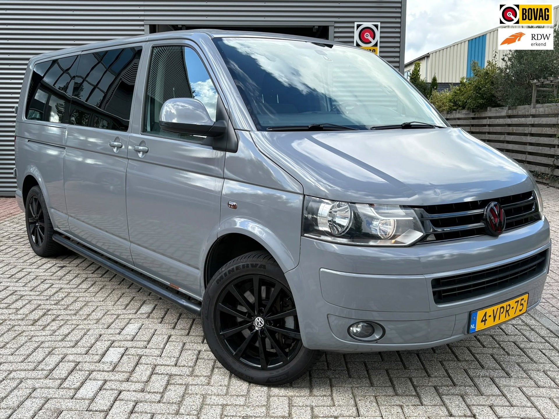 Volkswagen Transporter 2.0 TDI L2H1 DC caravelle, Auto's, Automaat, Euro 5, Stof, Gebruikt
