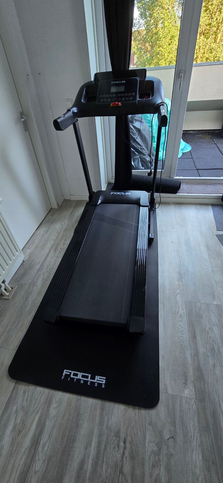 Focus Fitness Jet 4 i Plus Loopband Zo goed als nieuw9, Sport en Fitness, Fitnessapparatuur, Ophalen, Zo goed als nieuw, Loopband