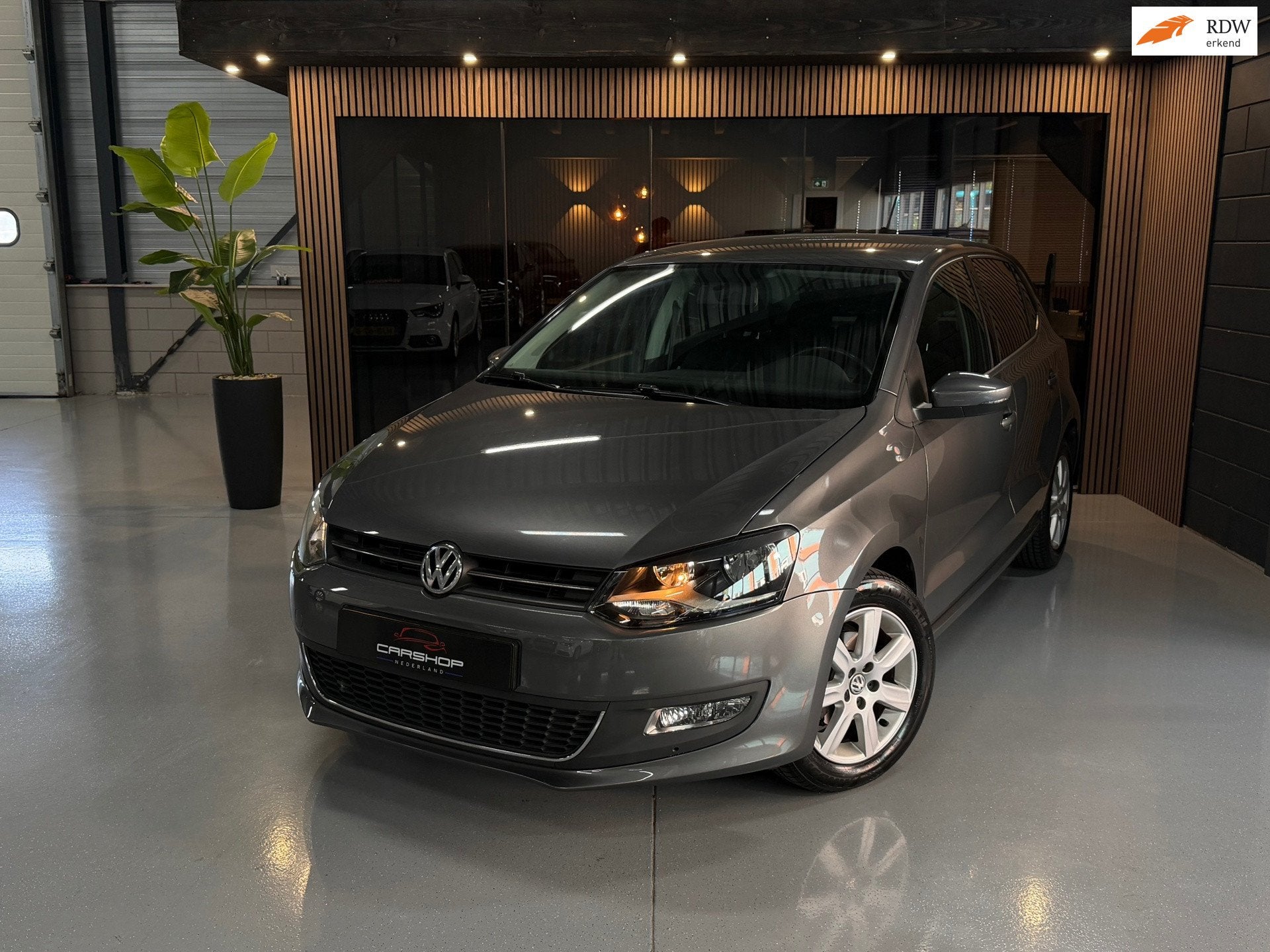 Volkswagen Polo 1.2 TSI Highline CRUISE/PDC/AIRCO/KETTINGNEW, Auto's, Voorwielaandrijving, Euro 5, Zwart, Handgeschakeld