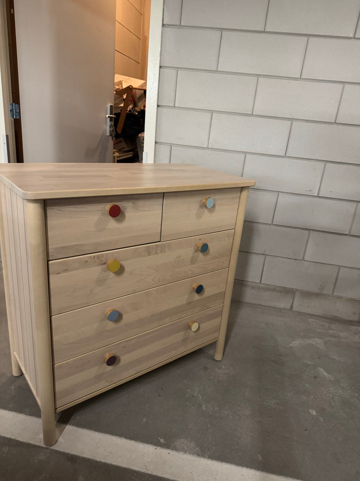 BJÖRKSNÄS ladekast custom knoppen (origineel beschikbaar), Ophalen, 5 laden of meer, 50 tot 100 cm, Zo goed als nieuw
