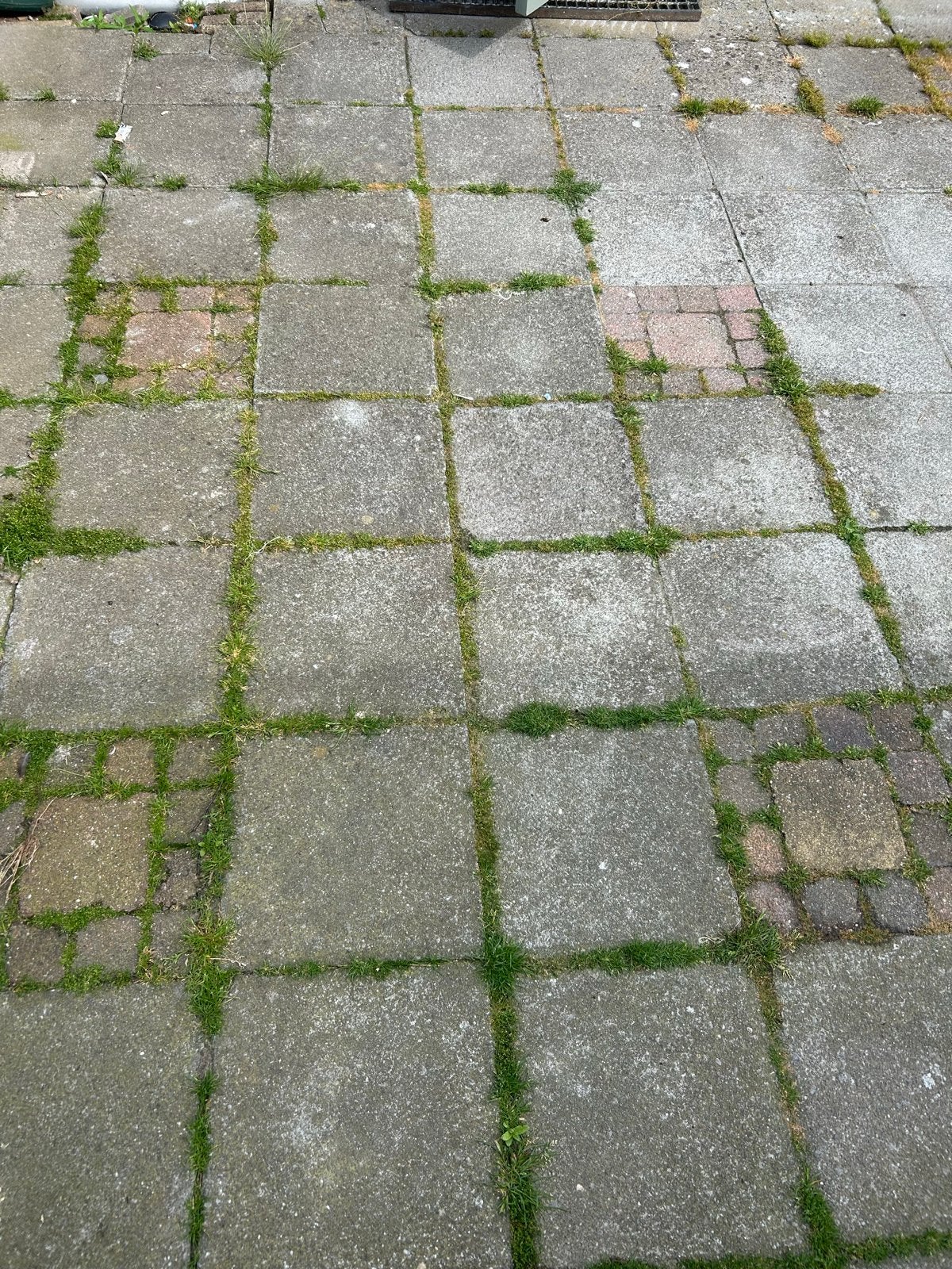 Gratis Gebruikte terrastegels en klinkers, Gebruikt, Ophalen of Verzenden, 10 m² of meer, Beton