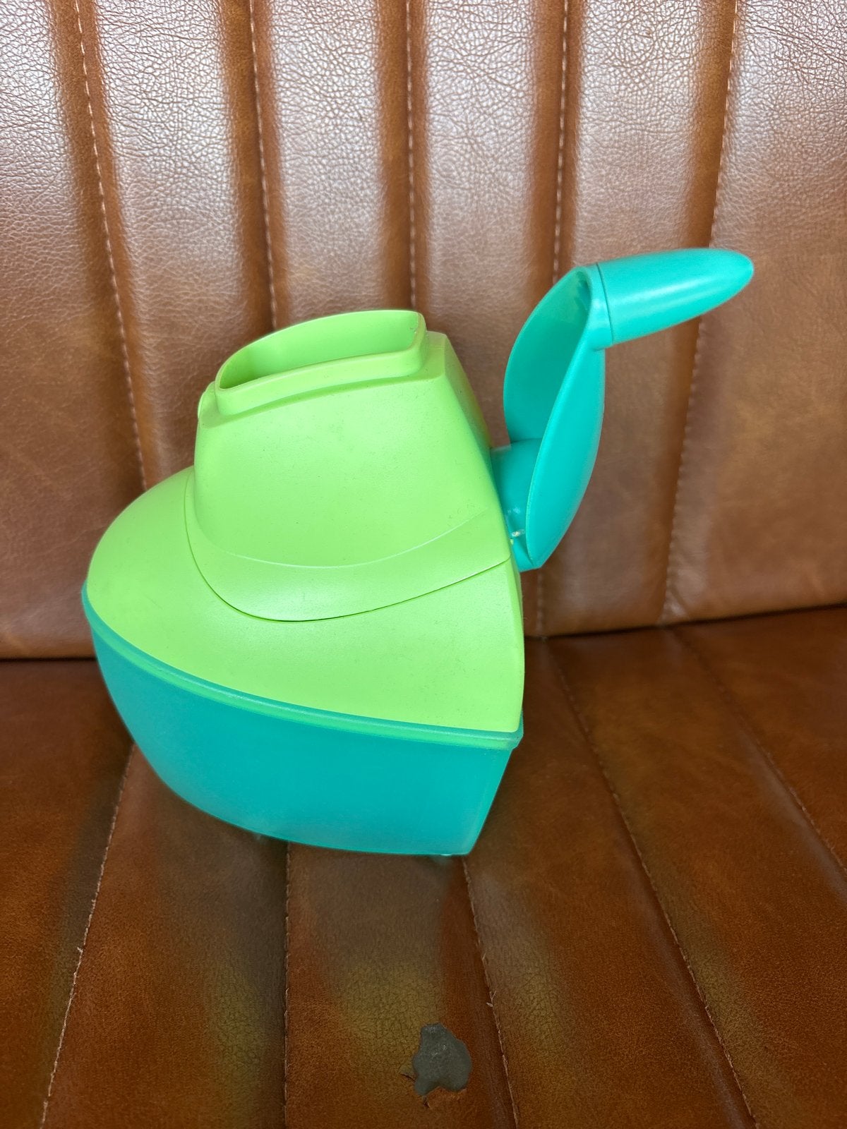 Tupperware kaasmolen, Ophalen, Gebruikt