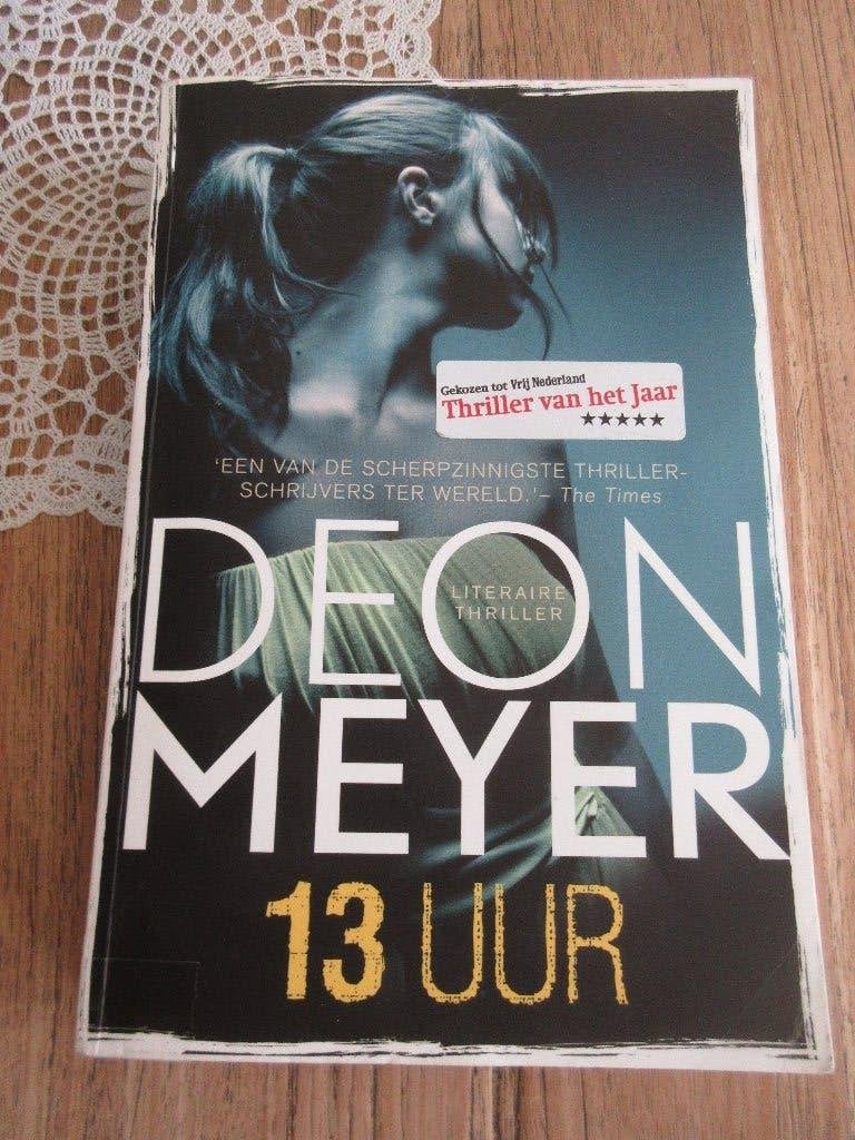 13 uur. Deon Meyer, Boeken, Ophalen of Verzenden, Gelezen, Deon Meyer