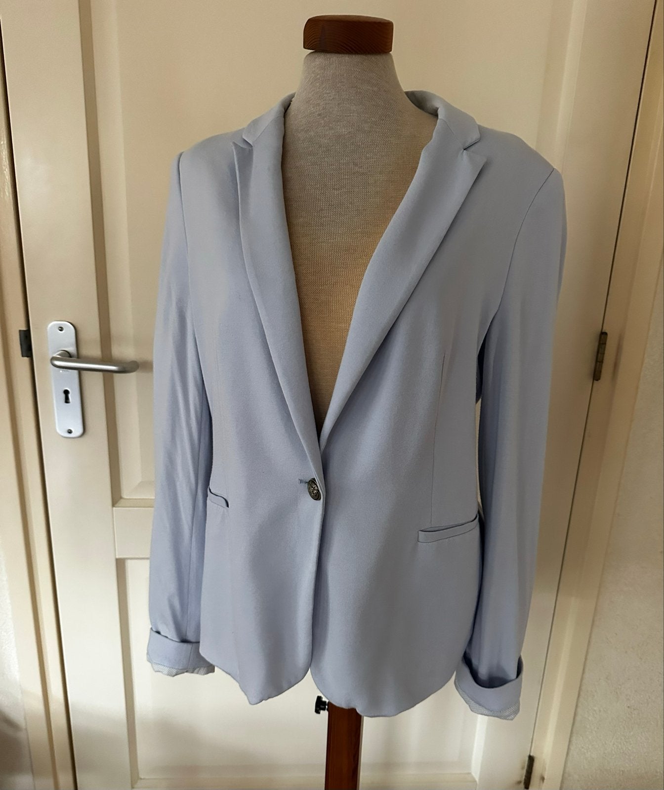 Lichtblauw jasje / blazer (Zara), Kleding | Dames, Maat 38/40 (M), Blauw, Ophalen of Verzenden, Zo goed als nieuw