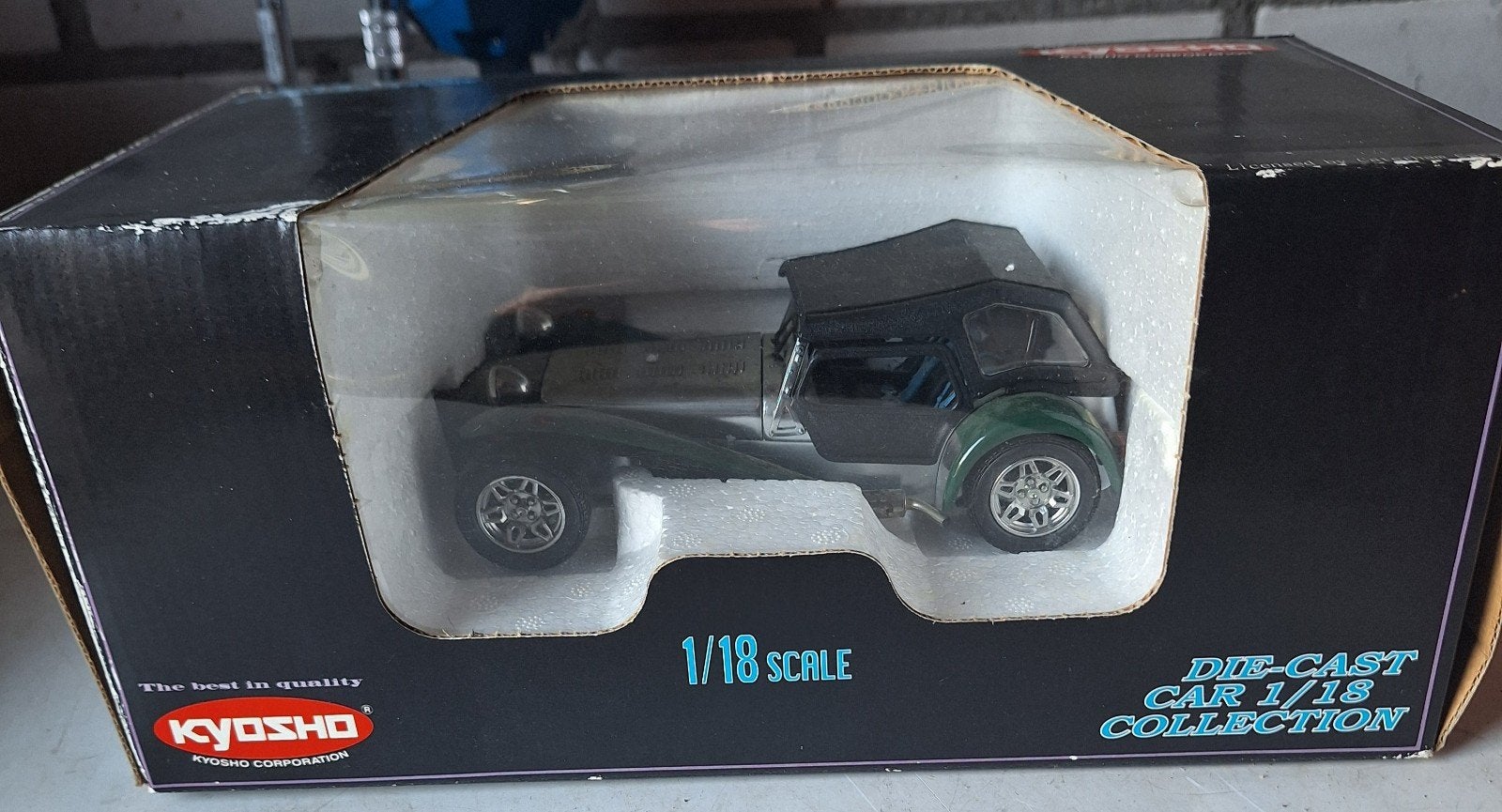 kyosho caterham super 7 schasl 1.18, Ophalen of Verzenden, Zo goed als nieuw, Auto, Kyosho