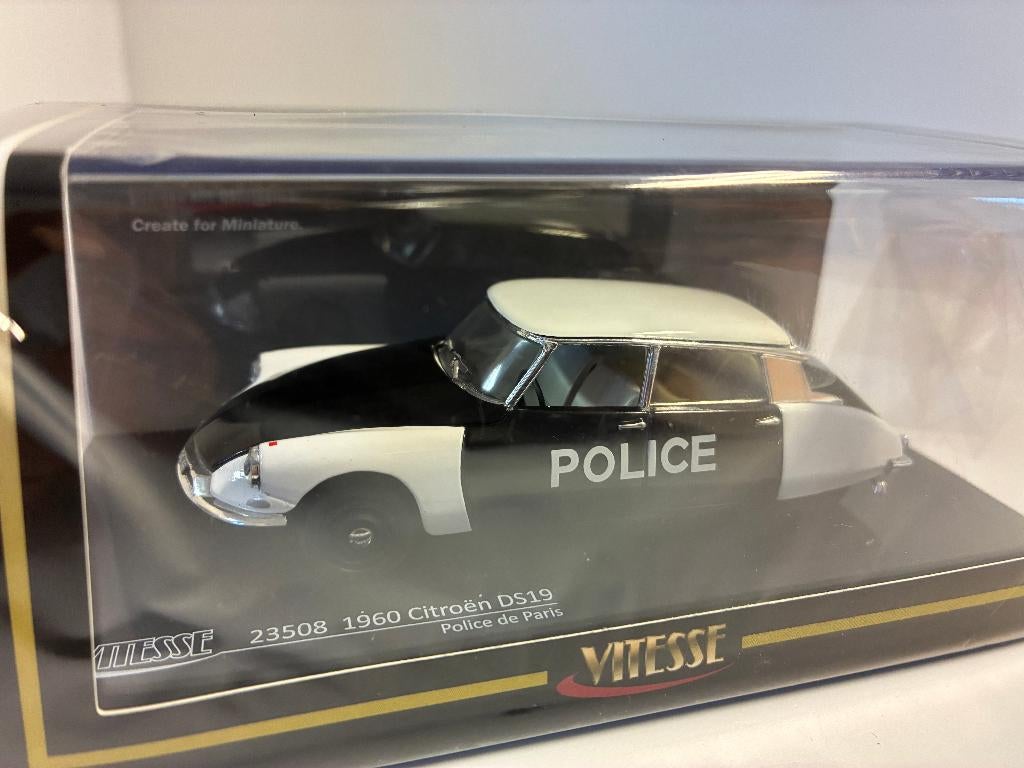 27474: Citroën DS19 - Paris Police - 1960 - Vitesse 1:43, Hobby en Vrije tijd, Modelauto's | 1:43, Bottgerstr 2-14, 65439 Florsheim, Germany