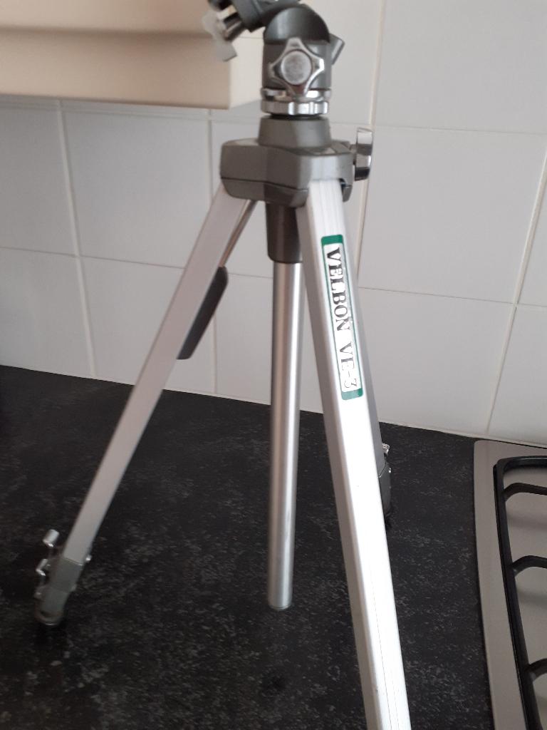 Velbon statief, Ophalen, Zo goed als nieuw, Minder dan 150 cm, Driepoot