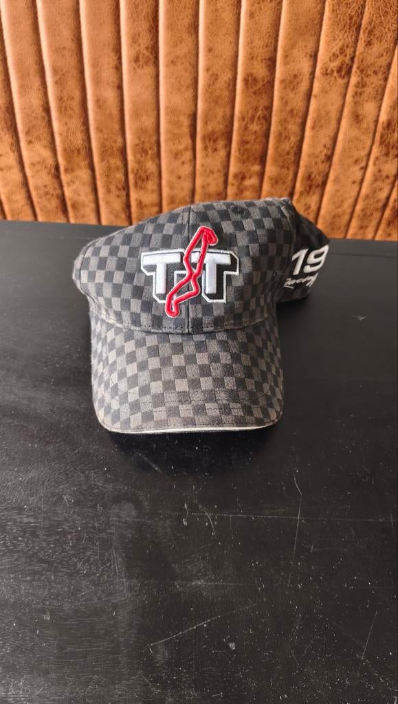 Set van 4 petten: TT, NASCAR, Alfa Romeo (rood & zwart), Kleding | Heren, Pet, Gedragen, Diverse, One size fits all