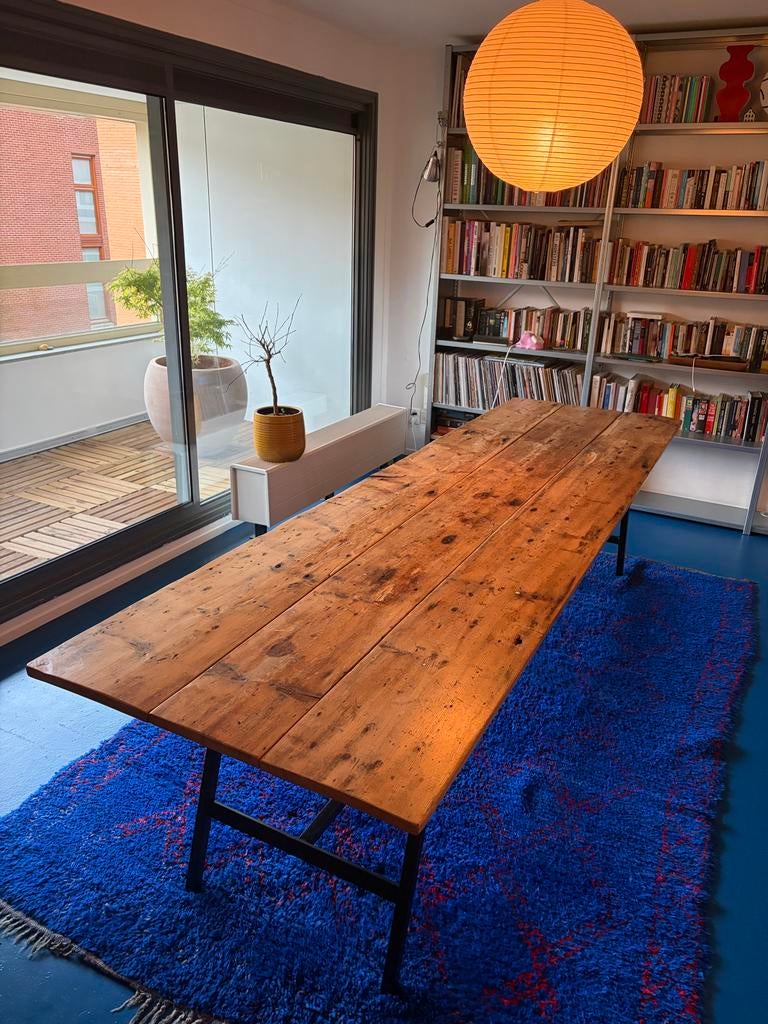 Grote eettafel van staal en vloerplanken, Ophalen, Gebruikt, 200 cm of meer, 50 tot 100 cm