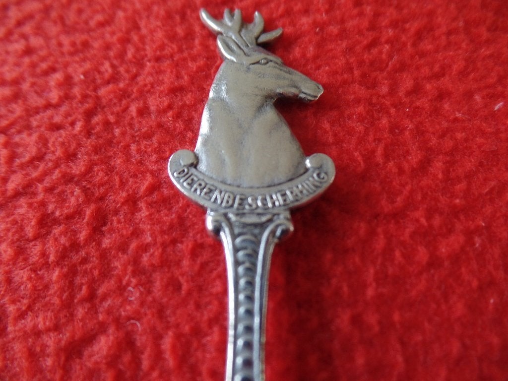 Oud lepeltje - Hert dierenbescherming, Ophalen of Verzenden