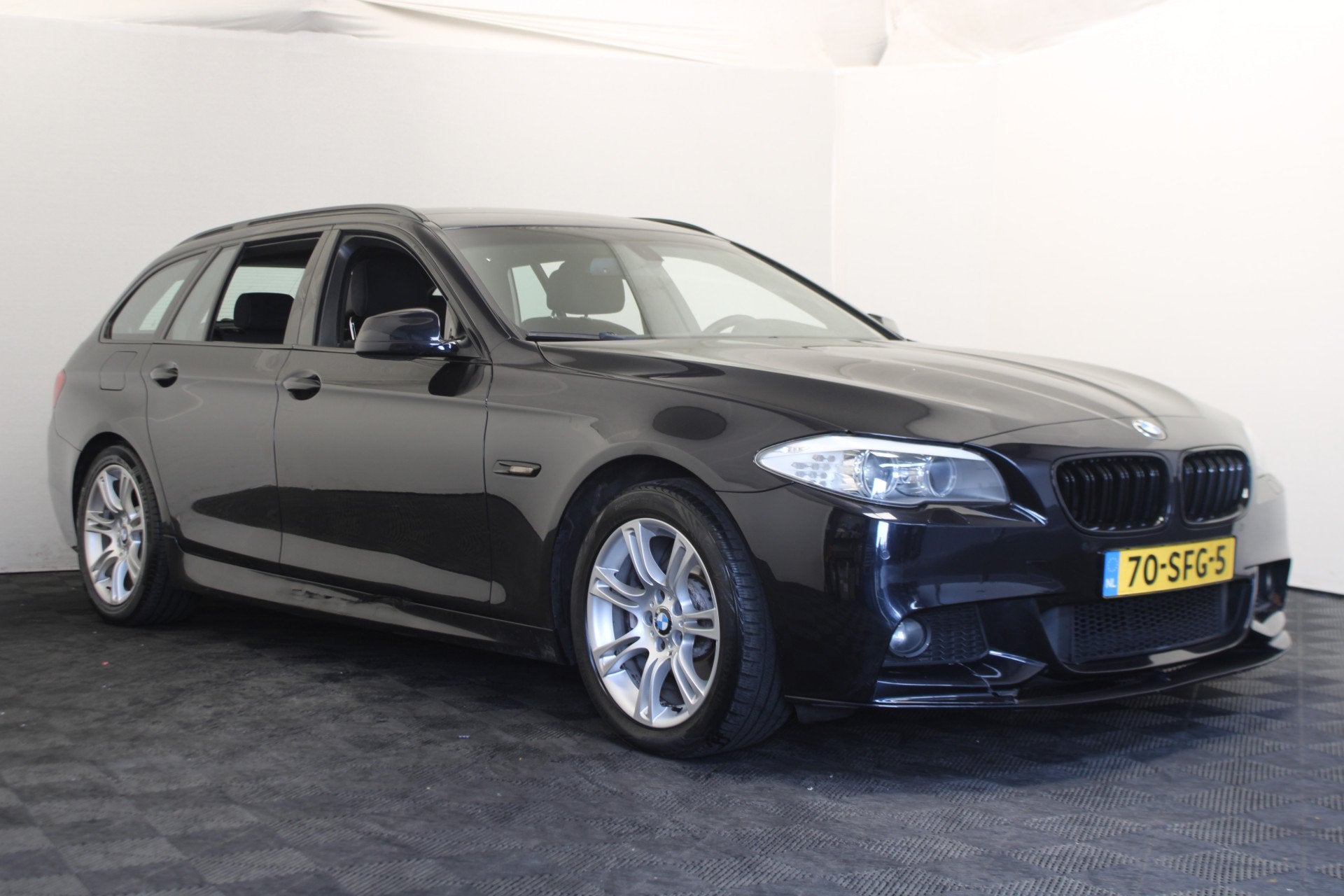 BMW 5 Serie Touring 523i Executive |M Sport| (bj 2011), Euro 5, Achterwielaandrijving, Gebruikt, Zwart
