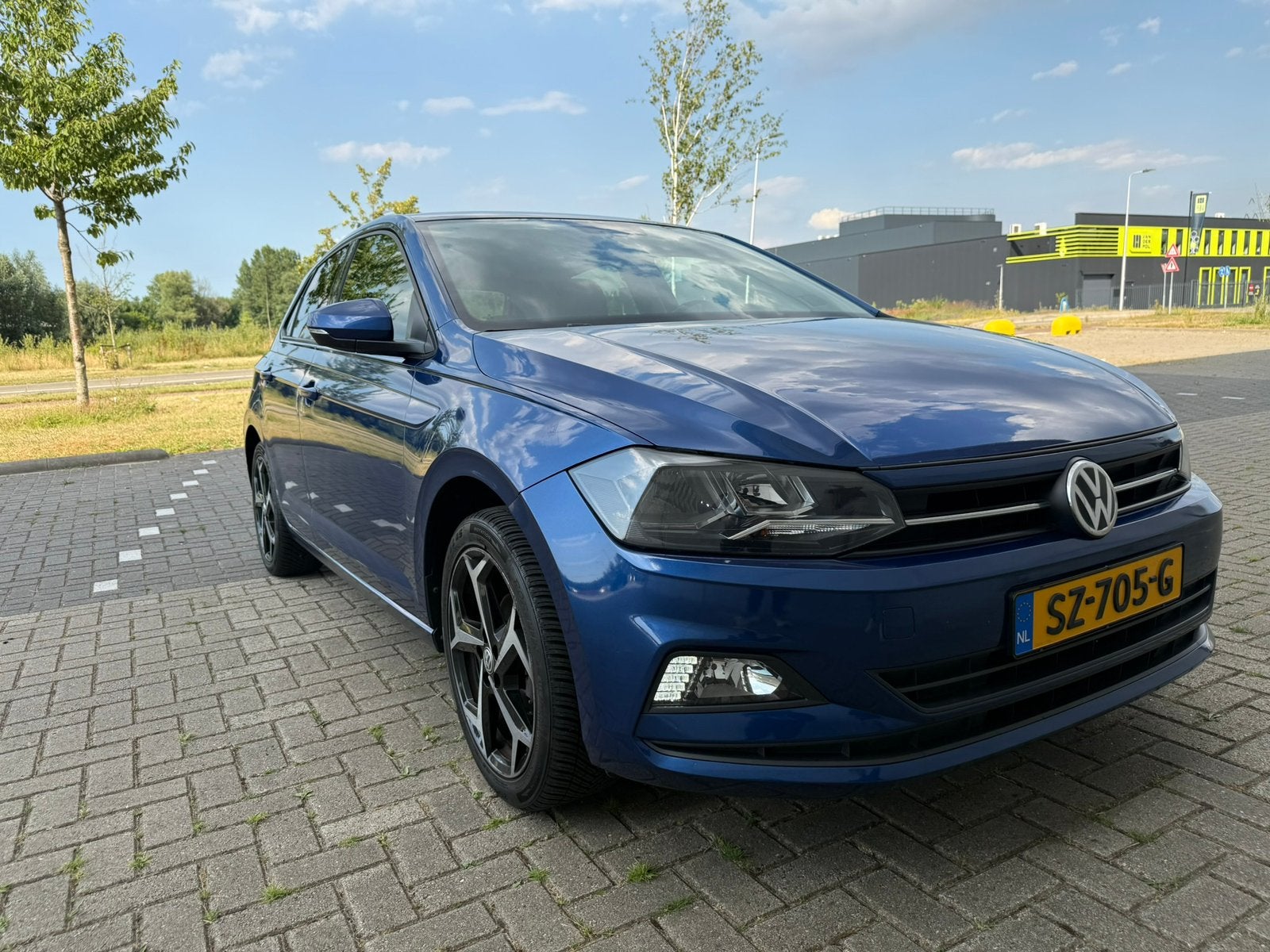 Volkswagen Polo 1.0 TSI Comfortline 95 PK |ACC |App Connect, Voorwielaandrijving, 40 €/maand, Blauw, 23 km/l