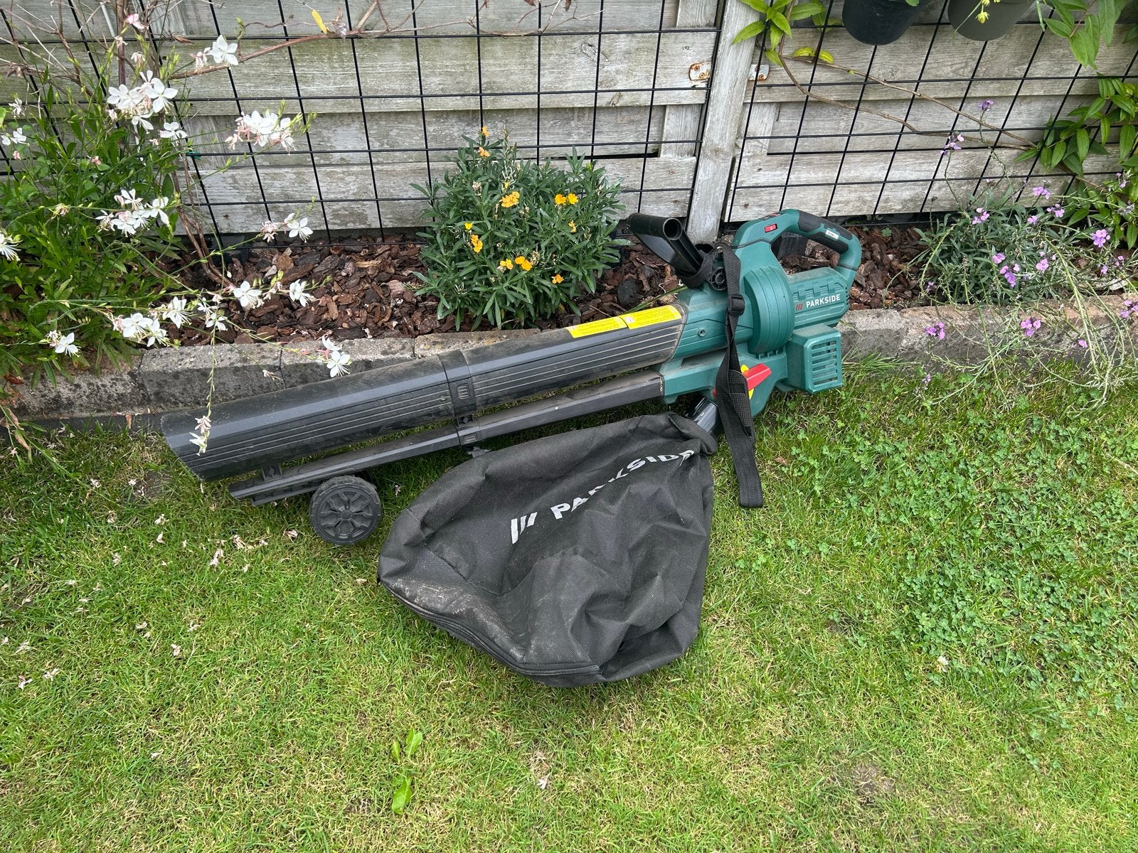 Parkside Bladblazer met Zuig- en Versnipperfunctie, Gebruikt, Handgedragen, Ophalen of Verzenden, Met opvangzak