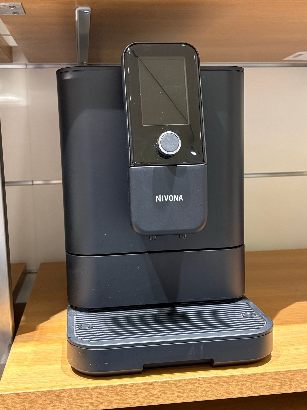 NIEUWE Nivona CafeRomatica 8101 Espressomachine -20% KORTING, Afneembaar waterreservoir, Espresso apparaat, 10 kopjes of meer
