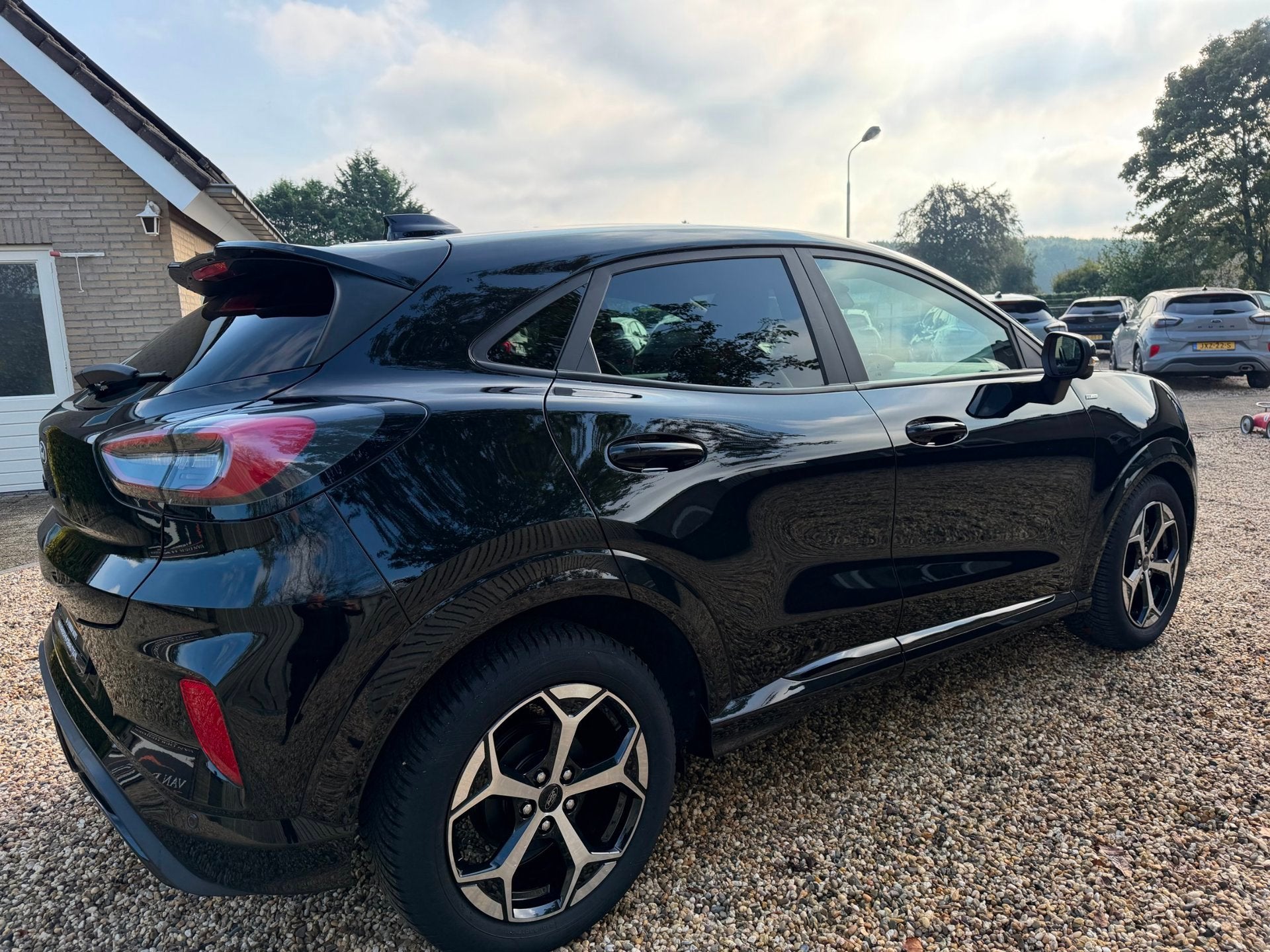Ford PUMA 1.0 EcoBoost Hybrid ST-Line X 155PK Automaat Navig, Auto's, Dealer onderhouden, Alcantara, Zwart, Bedrijf
