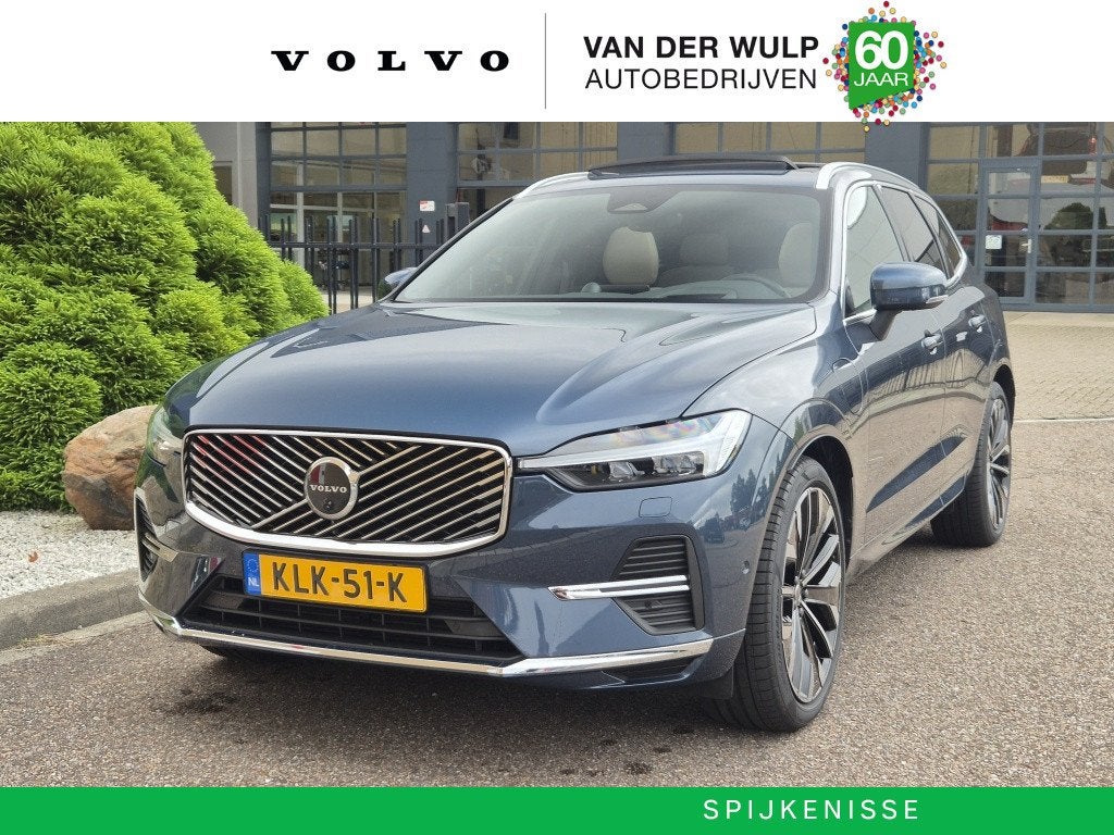 Volvo XC60 T8 455pk AWD Ultra Bright | Trekhaak | Luchtverin, Automaat, Gebruikt, 4 cilinders, Blauw