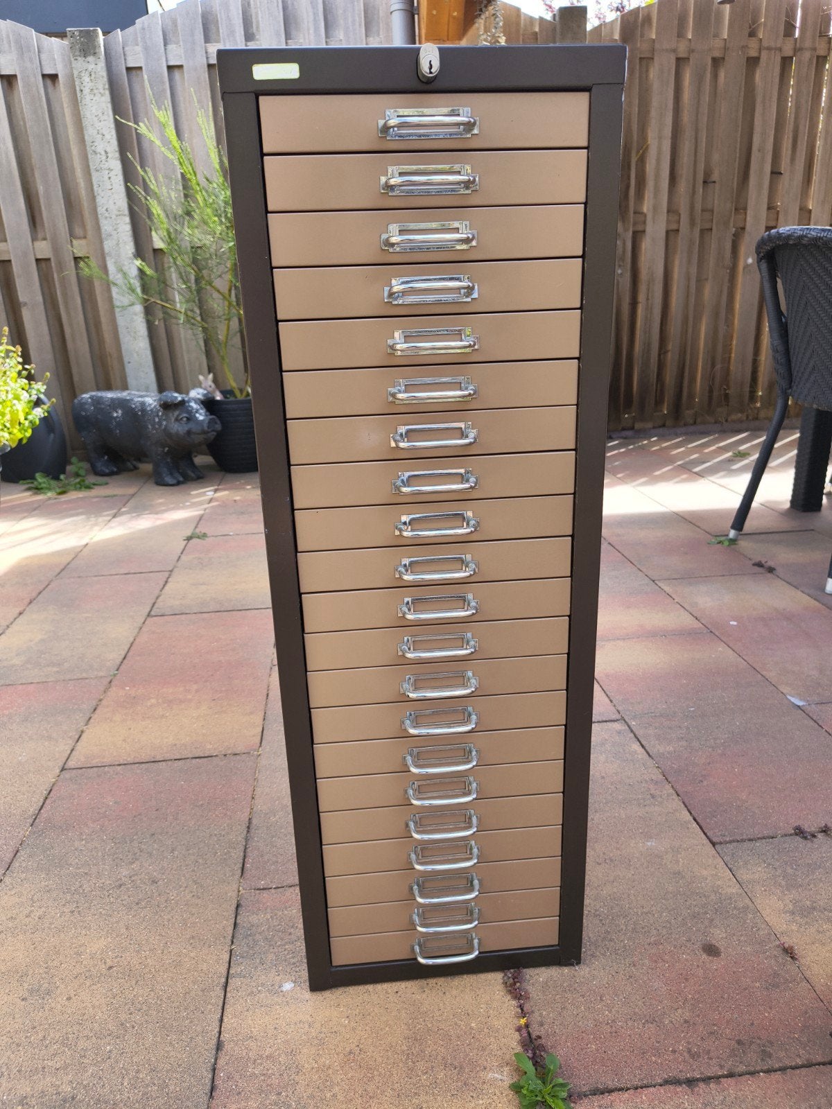 Vintage Backfield metalen ladekast met 21 laden, Huis en Inrichting, Minder dan 50 cm, Gebruikt, Vintage, Industrieel, Ophalen of Verzenden