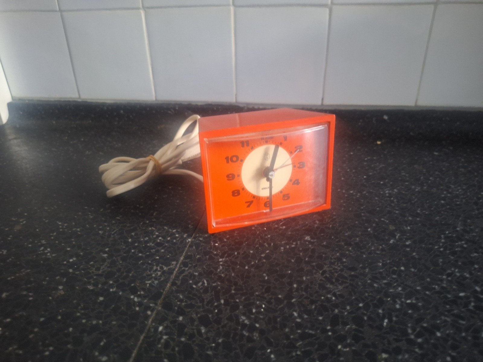 Vintage Wekker Klok Jaren 70 Oranje Design, Ophalen of Verzenden