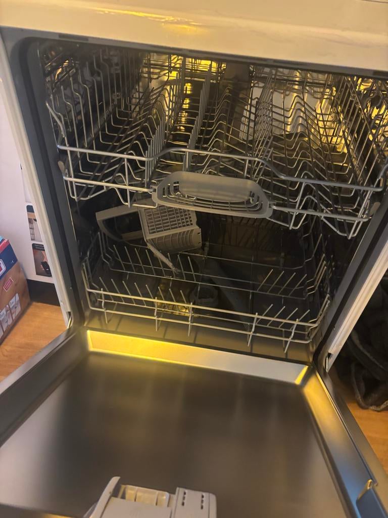 Bosch vaatwasser Serie 2, Witgoed en Apparatuur, Ophalen, 60 cm of meer, Nieuw, Vrijstaand