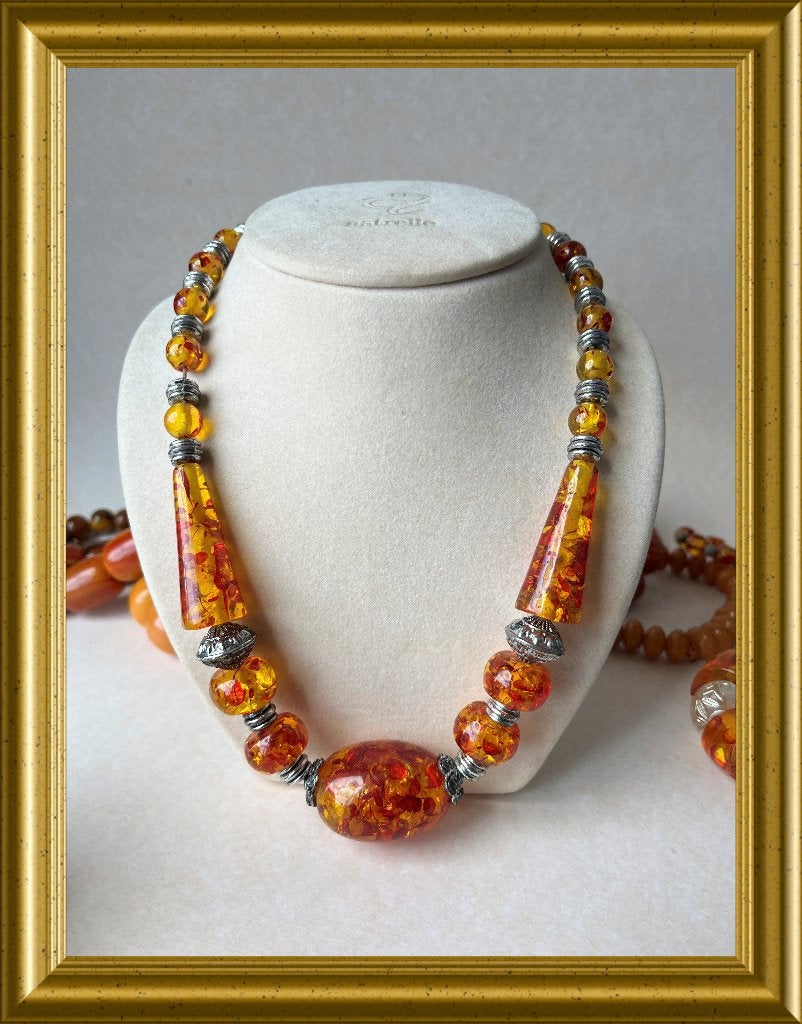 Vintage ketting : barnsteen, lucite?, Ophalen of Verzenden, Overige materialen, Ketting
