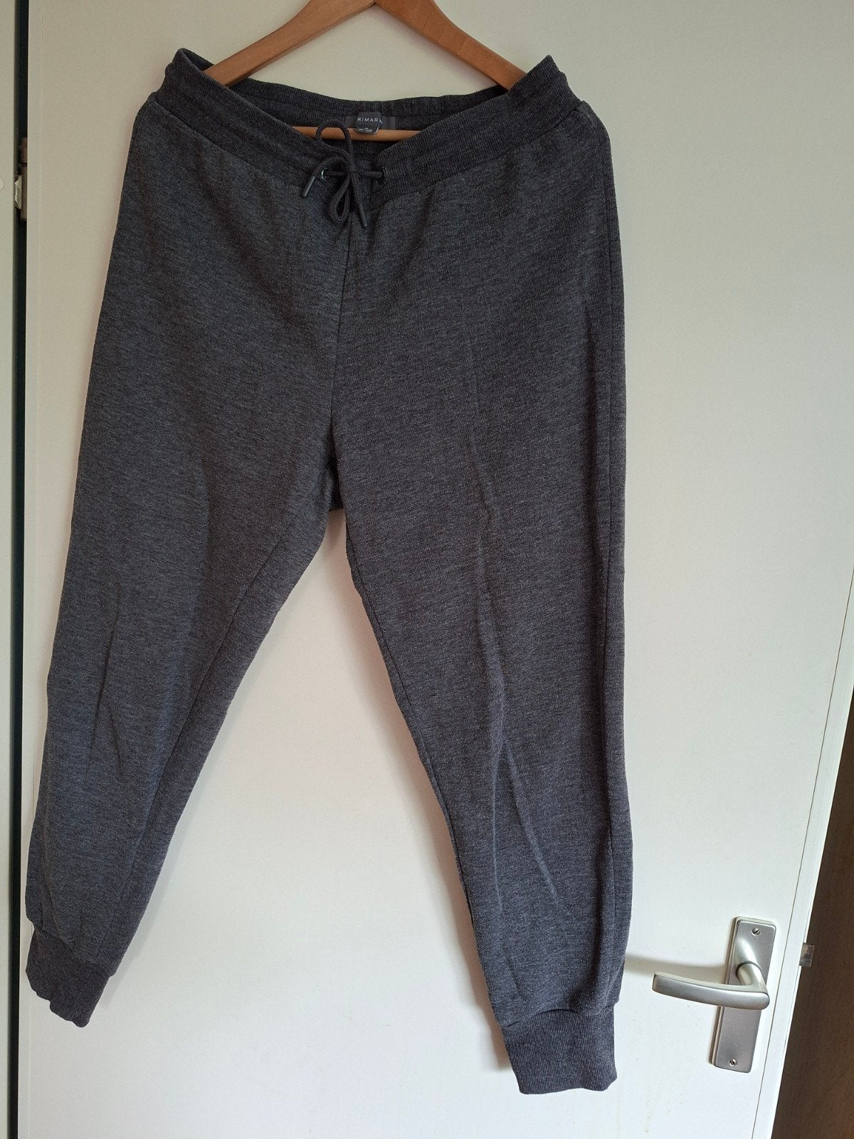 Primark joggingbroek maat M, Maat 38/40 (M), Primark, Ophalen of Verzenden, Gedragen