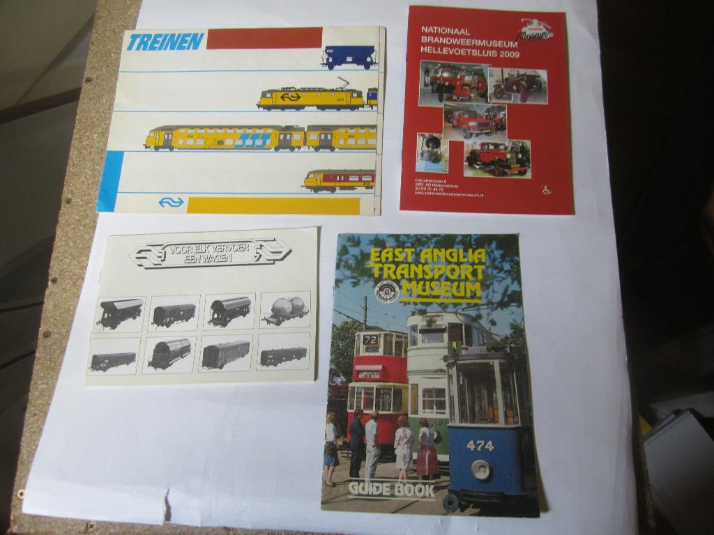 boekjes NS en tram brandweer, Hobby en Vrije tijd, Overige merken, Gebruikt, Gelijkstroom of Wisselstroom, Wagon