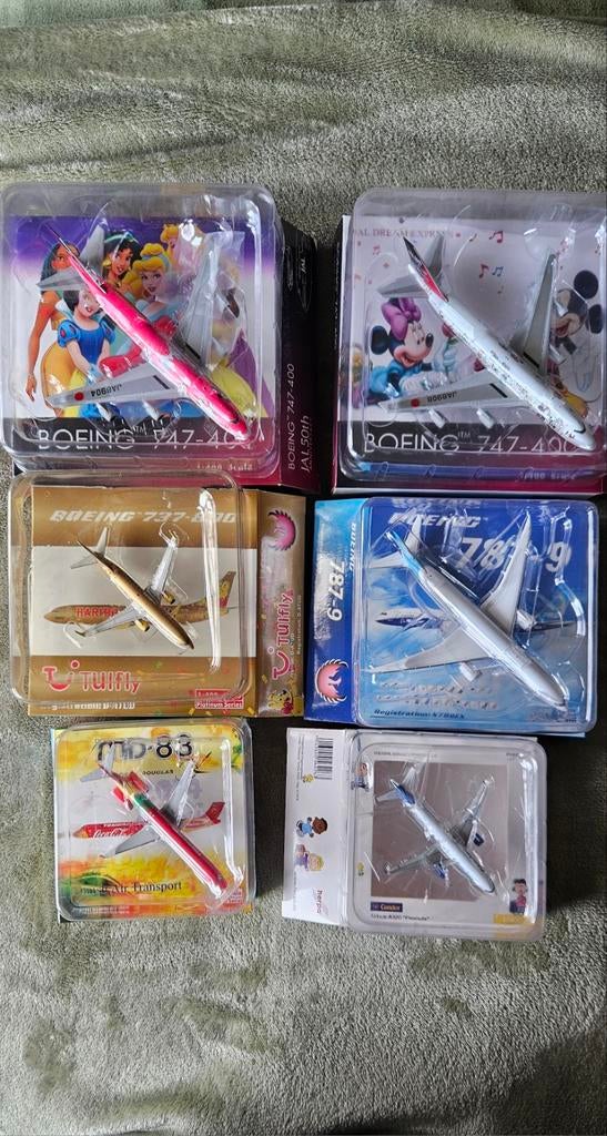 Diverse 1:400 vliegtuig modellen wegens uitdunnen collectie, Verzamelen, Luchtvaart en Vliegtuigspotten, Zo goed als nieuw, Schaalmodel