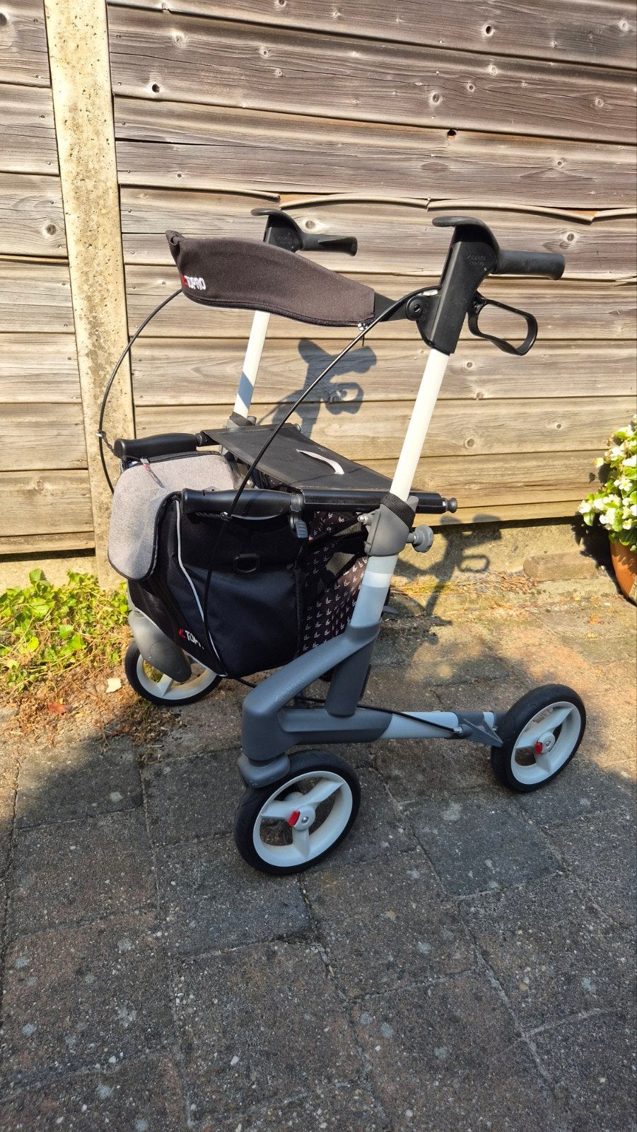 Rollator. Zeer goed onderhouden, bijna als nieuw., Ophalen, Zo goed als nieuw