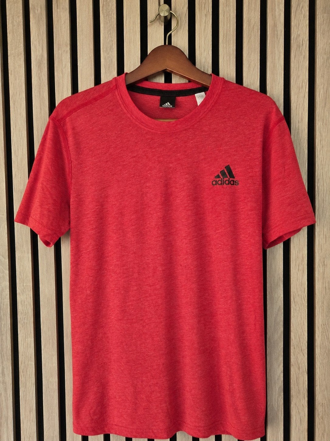 Adidas Vintage Stijl T-shirt Rood, Maat 52/54 (L), Ophalen of Verzenden, Zo goed als nieuw, Adidas