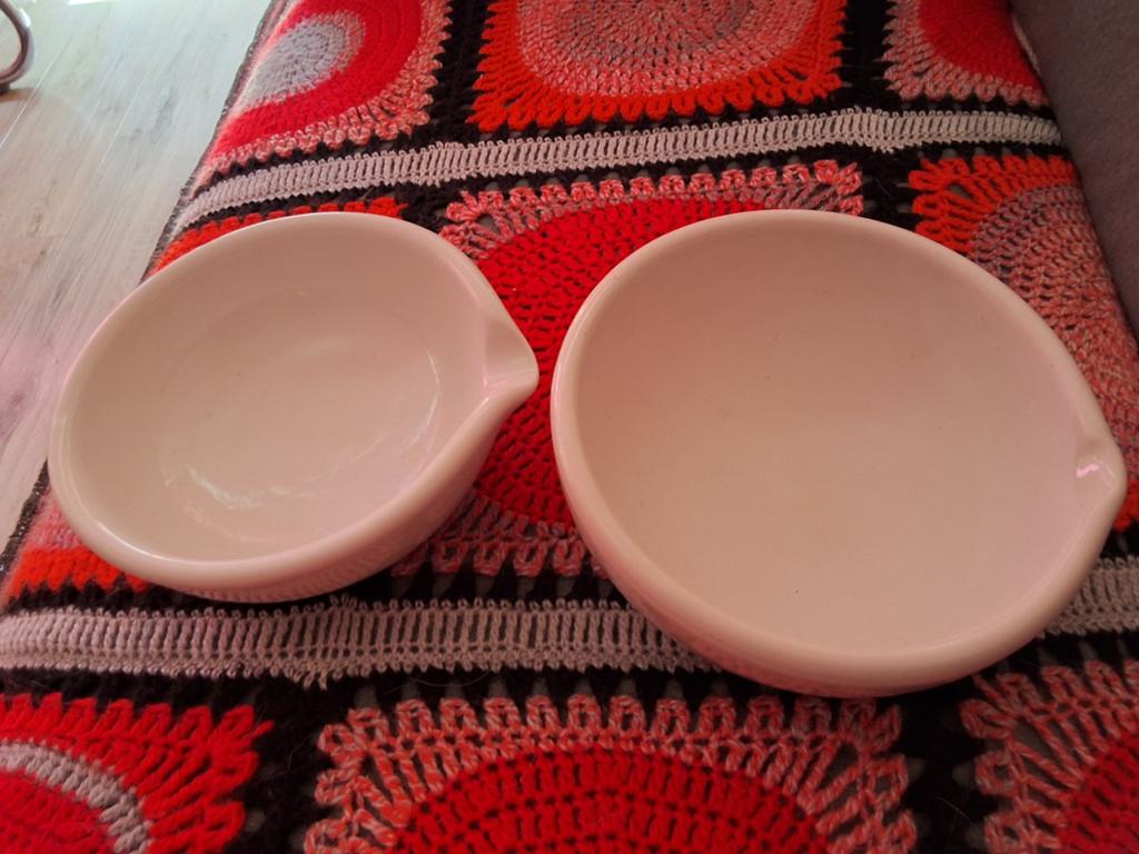 Twee Apothekers Vijzels met Stamper - 18 en 20 cm, Ophalen of Verzenden