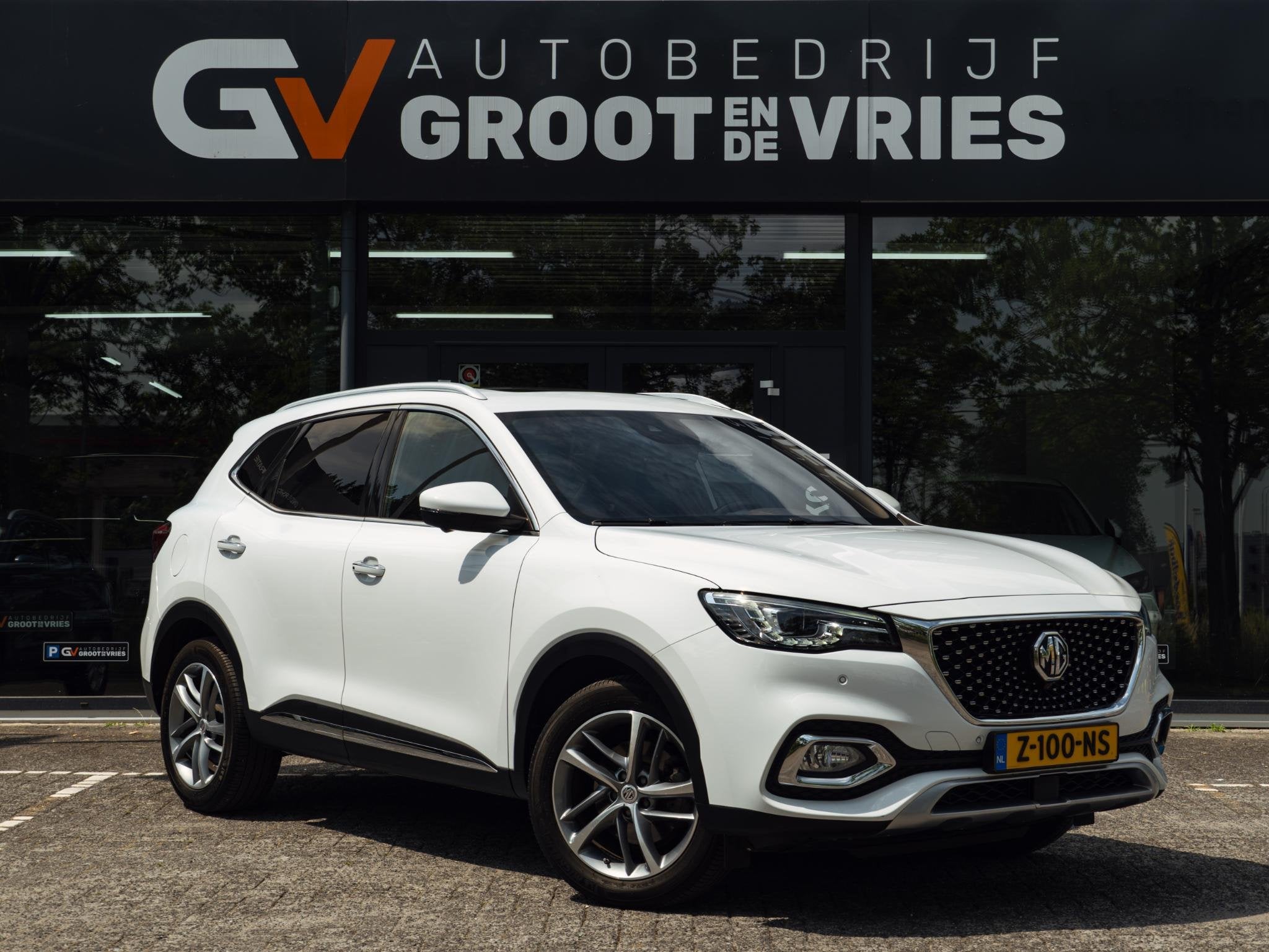 MG EHS 1.5 TGDI Luxury |Pano|Zwarte Hemel|360Cam|Carplay, Auto's, MG, Gebruikt, Euro 6, 258 pk, Wit