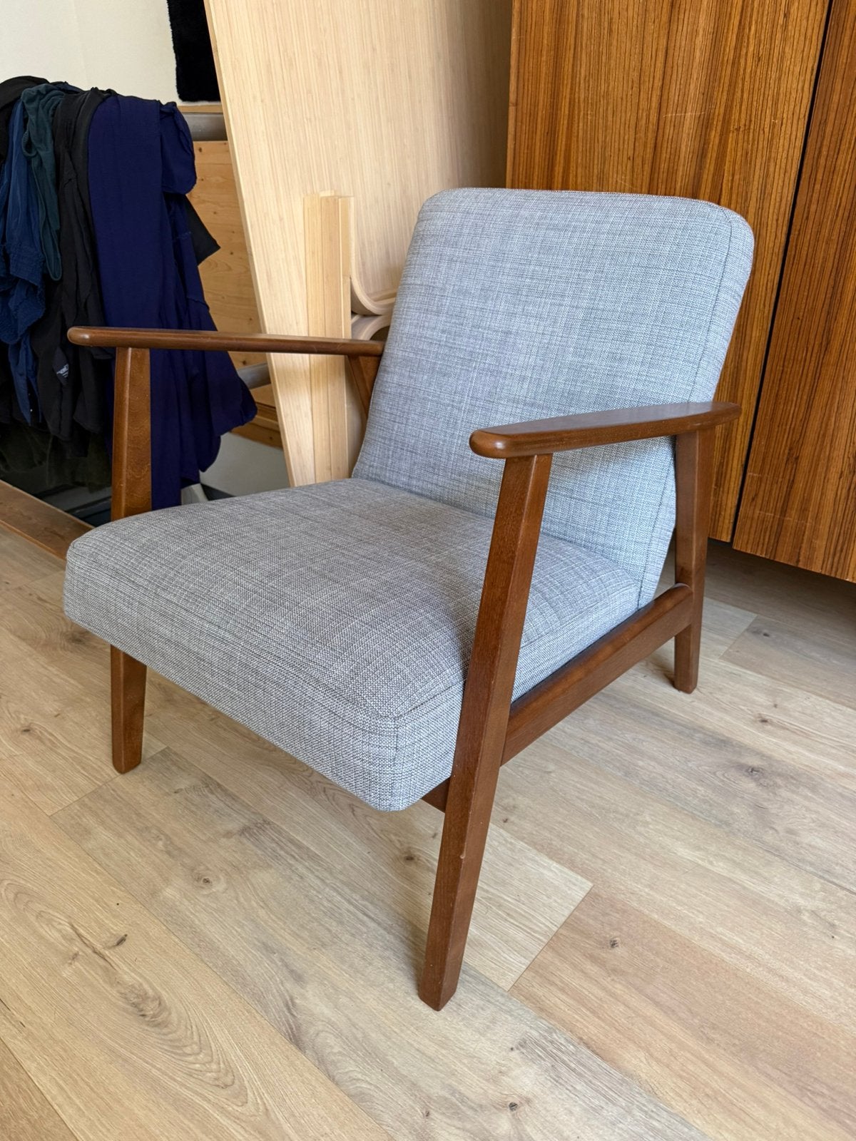 Leuke Ikea mid century style stoel, Huis en Inrichting, Fauteuils, Ophalen, Zo goed als nieuw, 75 tot 100 cm, 50 tot 75 cm
