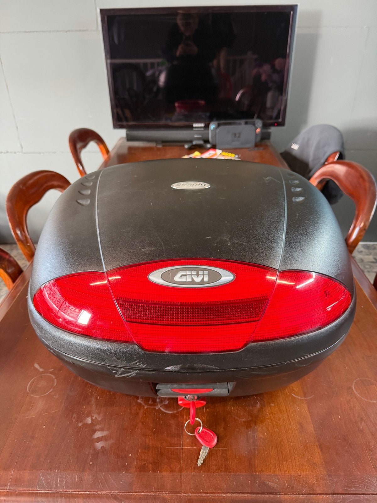 Givi Simply 47L Topkoffer met Bevestigingsplaat, Ophalen of Verzenden, Gebruikt