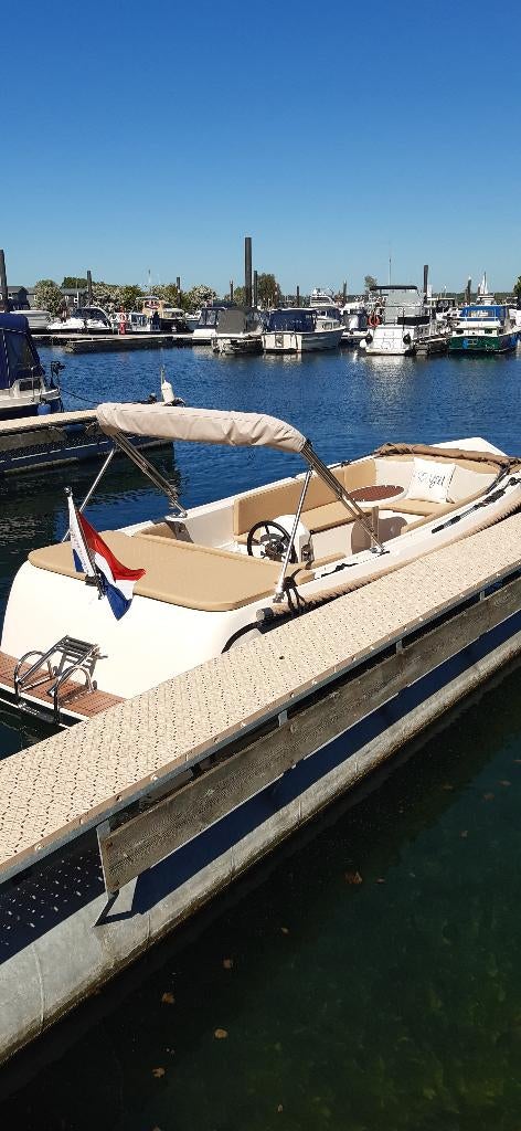 Sloep - Lago Amore 590, Ophalen, 10 tot 30 pk, Zo goed als nieuw, 3 tot 6 meter