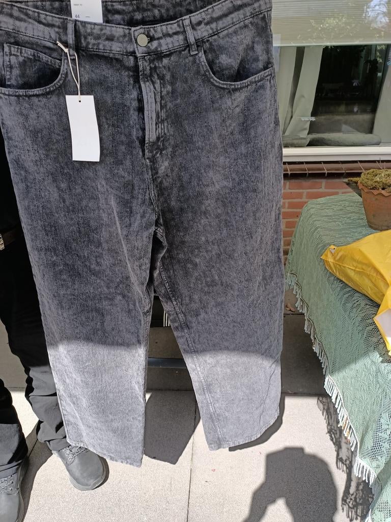 Nieuwe Zwarte Baggy Fit Jeans Maat 44 met Label, Zwart, Overige jeansmaten, Nieuw, Ophalen of Verzenden