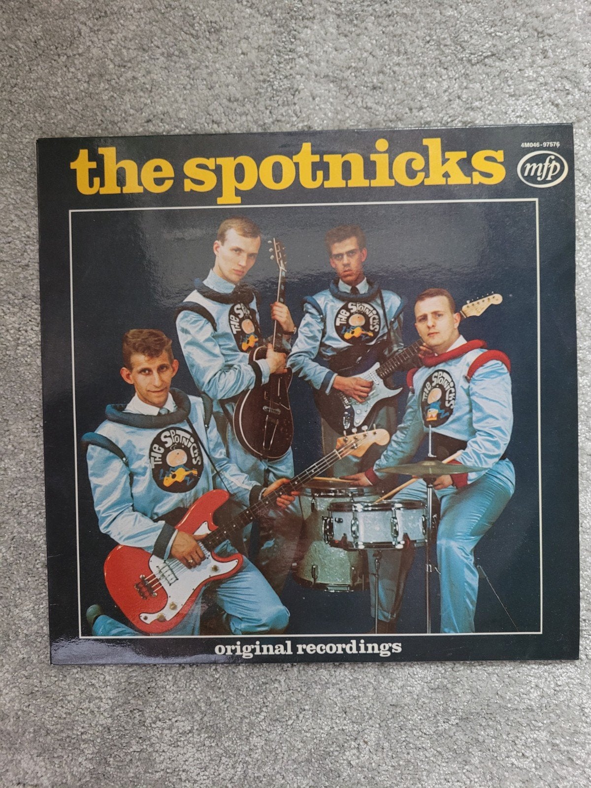 LP The Spotnicks - Original Recordings (Goede Staat), Cd's en Dvd's, Vinyl | Pop, Ophalen of Verzenden, Gebruikt, 12 inch