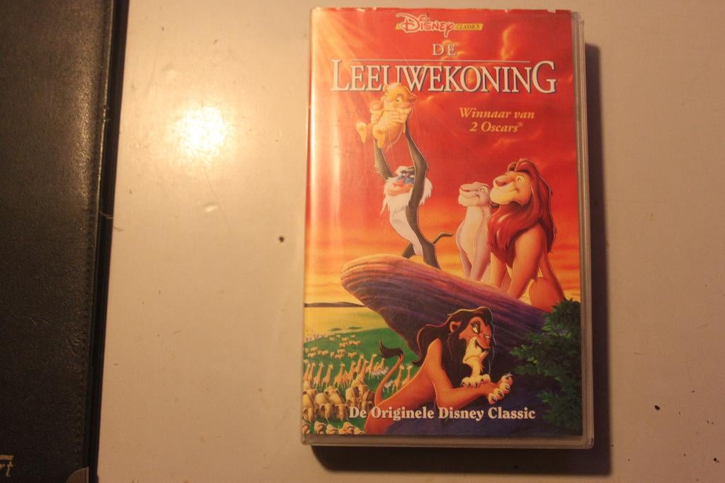 800h - vhs - disney - de leeuwenkoning, Cd's en Dvd's, VHS | Film, Alle leeftijden, Ophalen of Verzenden, Gebruikt, Komedie