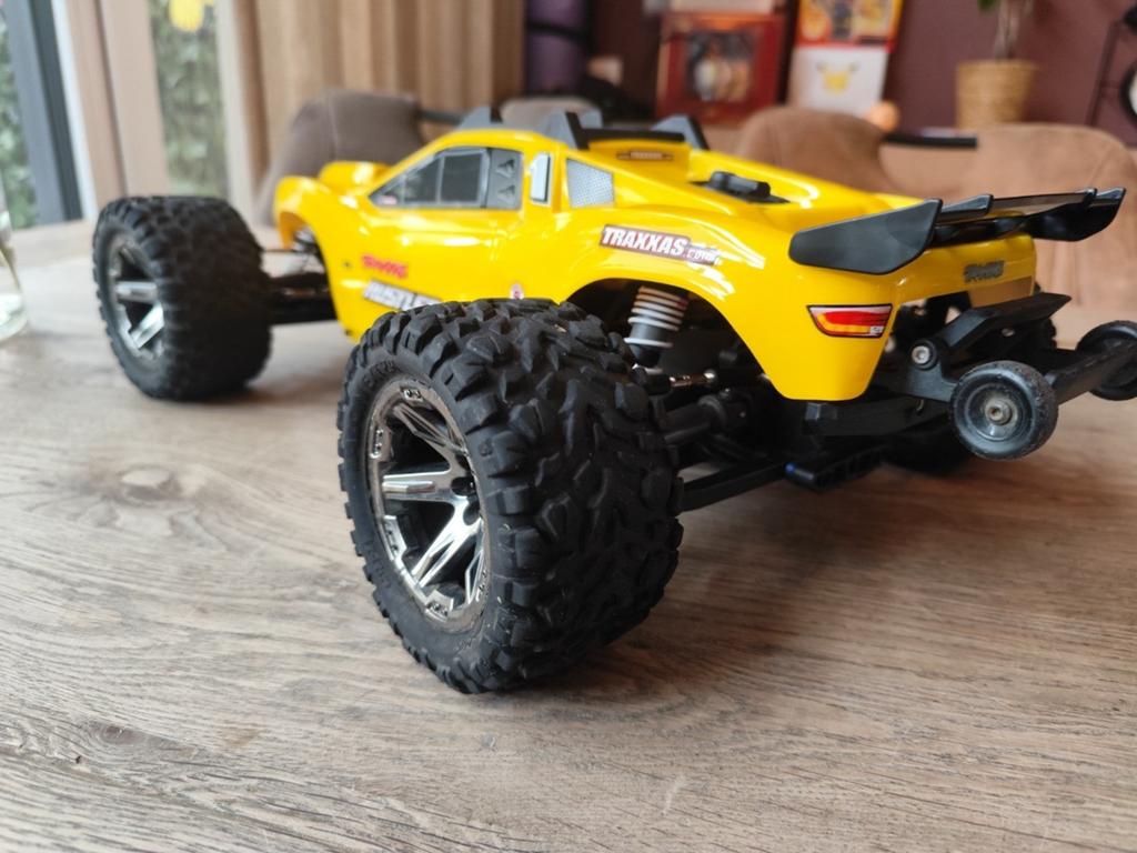 Traxxas Rustler 4x4 vxl, Ophalen