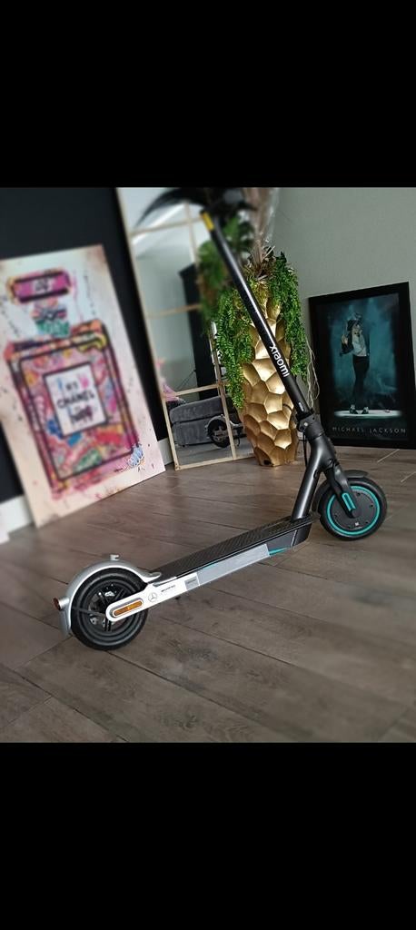 Zgan XIAOMI Mi Electric Scooter Pro 2 Mercedes AMG, Ophalen, Zo goed als nieuw, Elektrische step (E-scooter), Xiaomi st