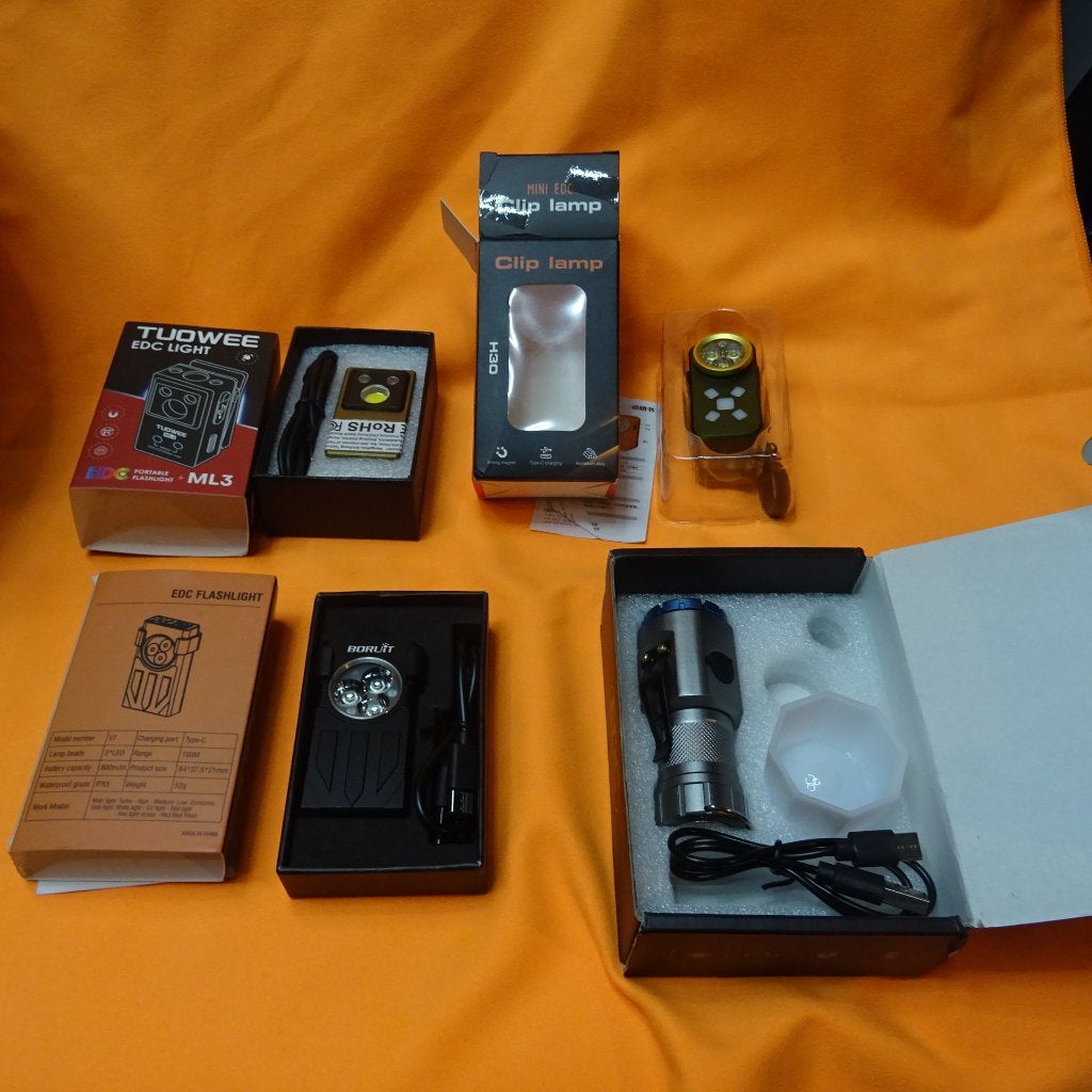 zaklamp 4mini clip lamp (ROB Ligthart SORRY )  edc kleur uv, Ophalen of Verzenden, Nieuw, Accu