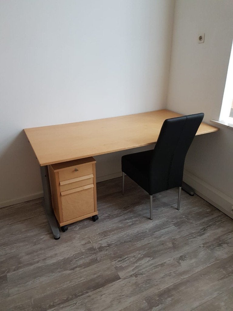 2x bureau voor bijv. thuiskantoor, Ophalen, 160 cm, Gebruikt, In hoogte verstelbaar